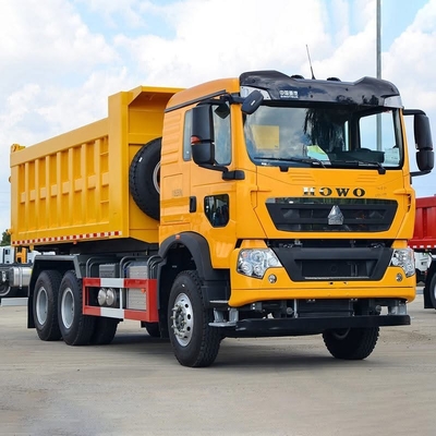 Howo Brand 6x4 Dump Truck 375 cavalos de potência Transmissão manual Diesel Combustível Nova condição para a construção na África