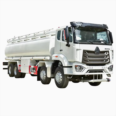 5000 litros de combustível Camiões-tanque Howo Camião-tanque 6x4 8x4 Sinotruck Camião-tanque de água usado