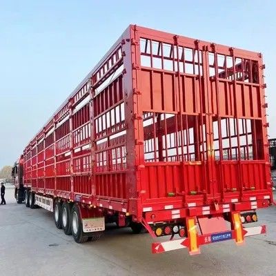 Semirreboque para transporte de animais e aves, dois andares, 3/4 eixos, carga útil máxima 30.000 kg